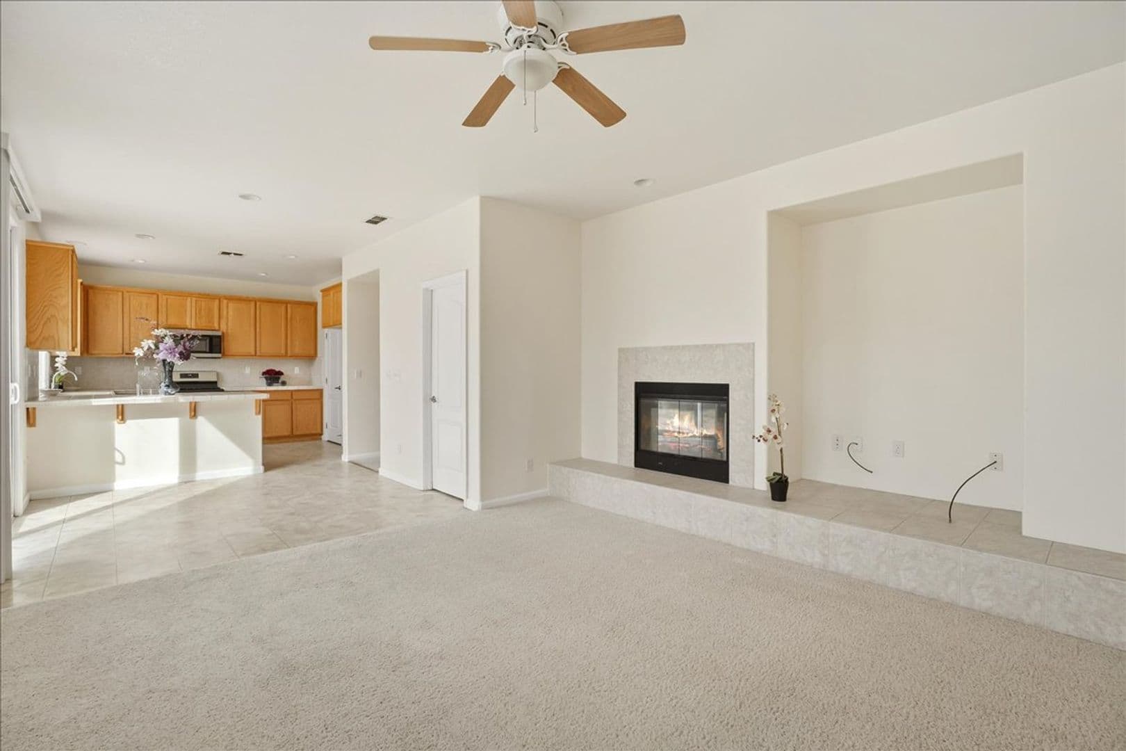 Elk Grove House: 9074 Piazza Ct