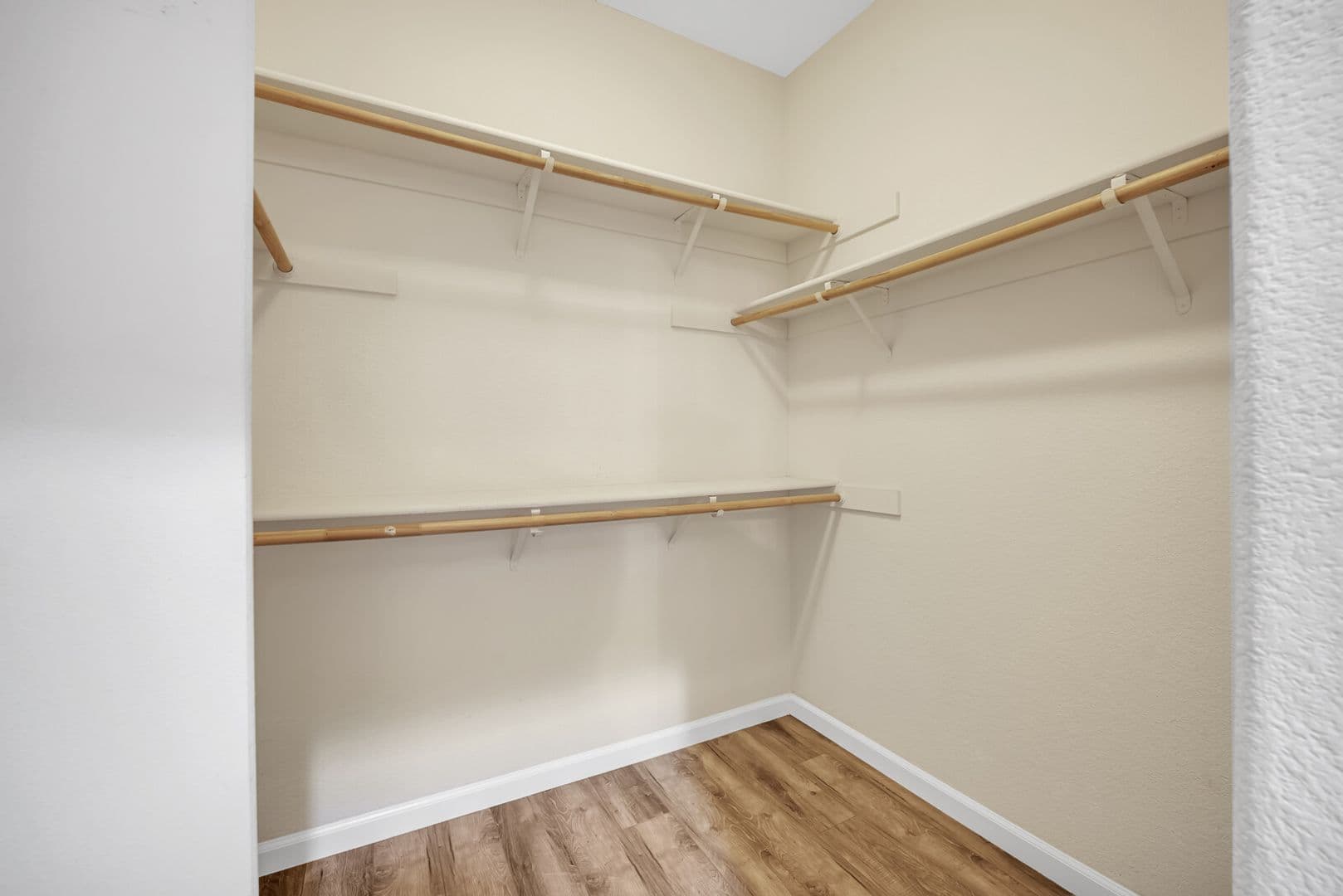 Sacramento House: 2736 San Juan Rd