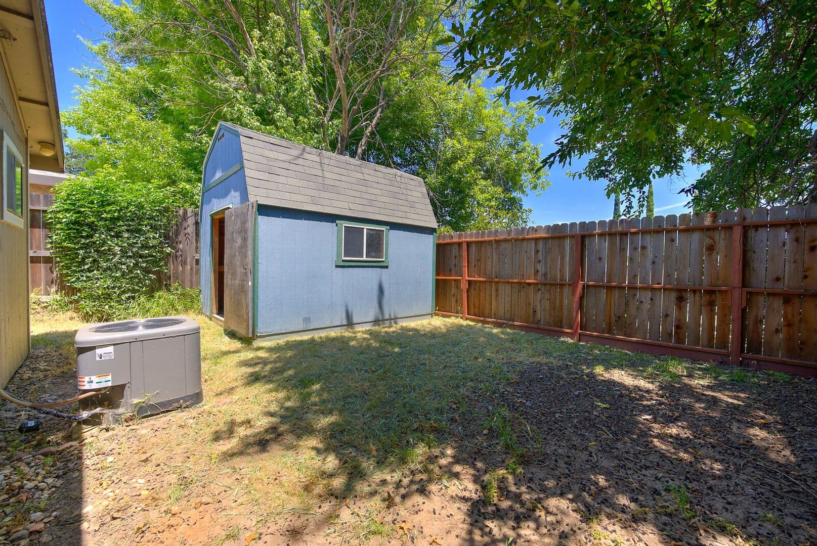 Sacramento Multiplex: 6852 / 6854 Concert Way