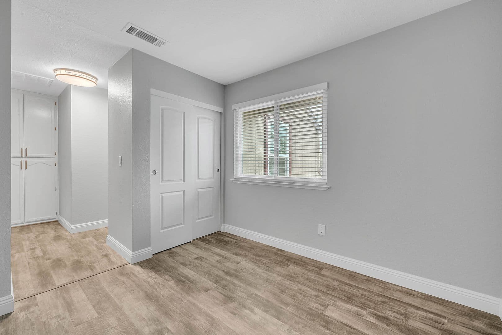 West Sacramento House: 2567 Higgins Rd