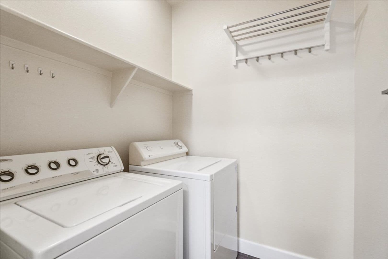 Sacramento House: 5350 Dunlay Dr #713
