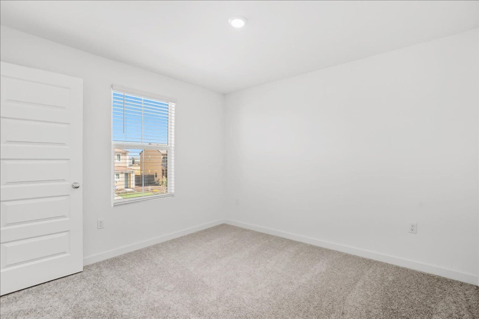 Plumas Lake House: 1052 Lost Creek Ranch Dr