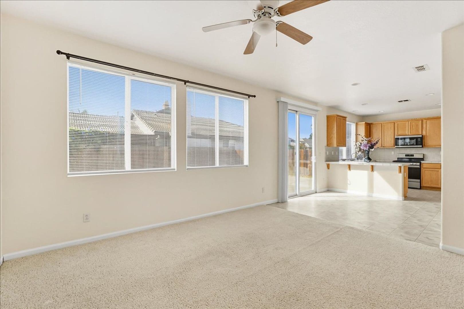 Elk Grove House: 9074 Piazza Ct