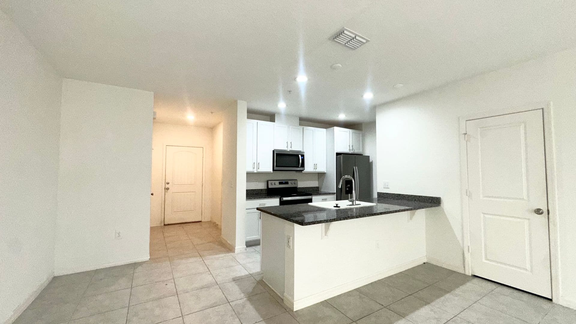 Sanford House: 3805 Hampton Chase Ln