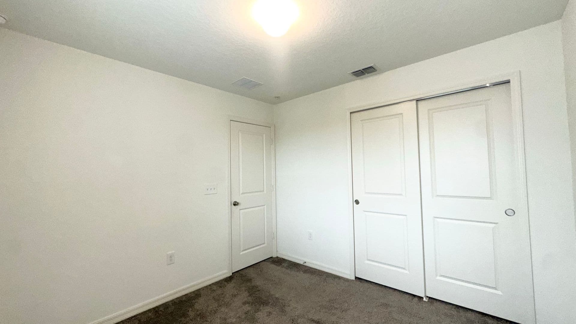 Sanford House: 3805 Hampton Chase Ln