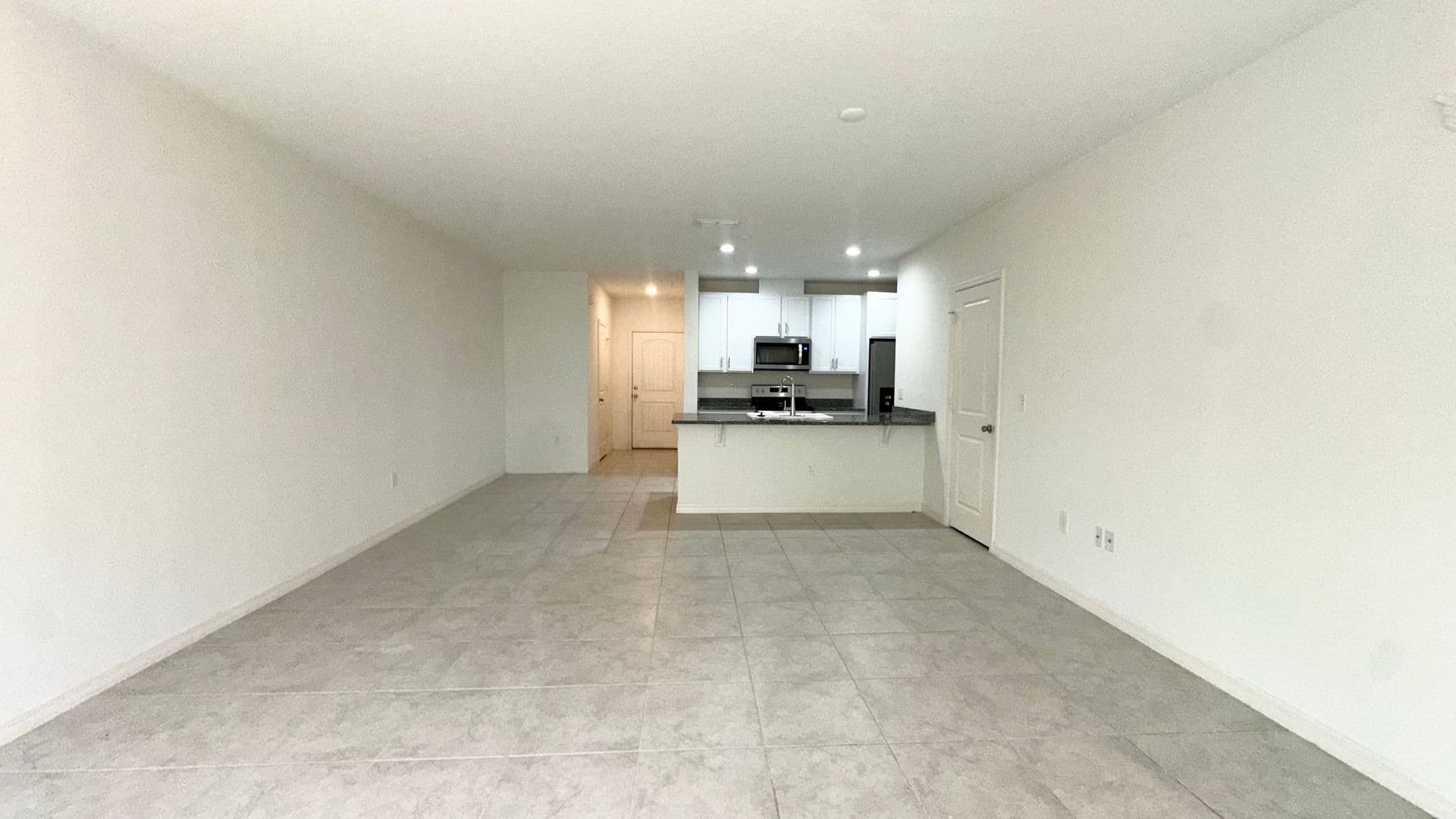 Sanford House: 3805 Hampton Chase Ln