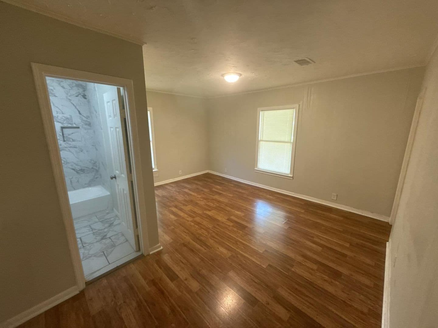 Beaumont Apartment: 4195 Chaison Ave