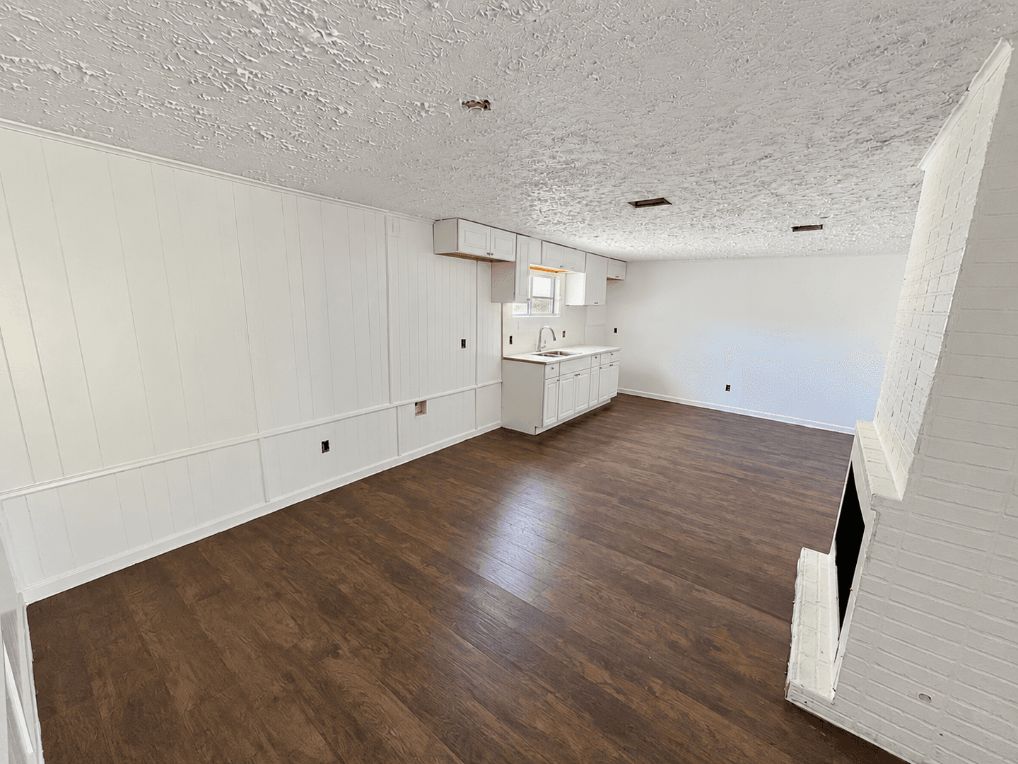 Port Arthur Apartment: 741 10th St