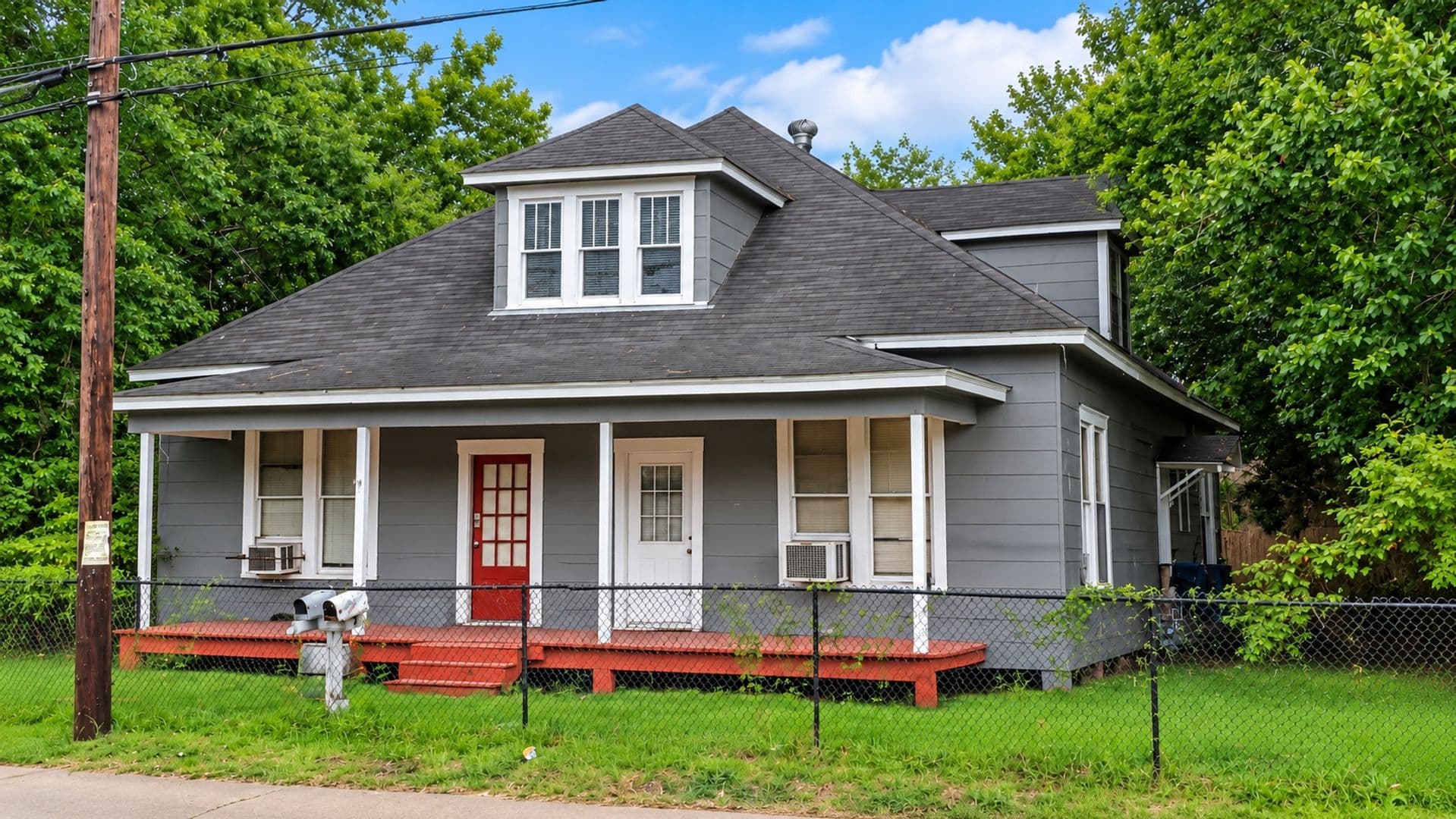 Beaumont Apartment: 4125 Highland Ave
