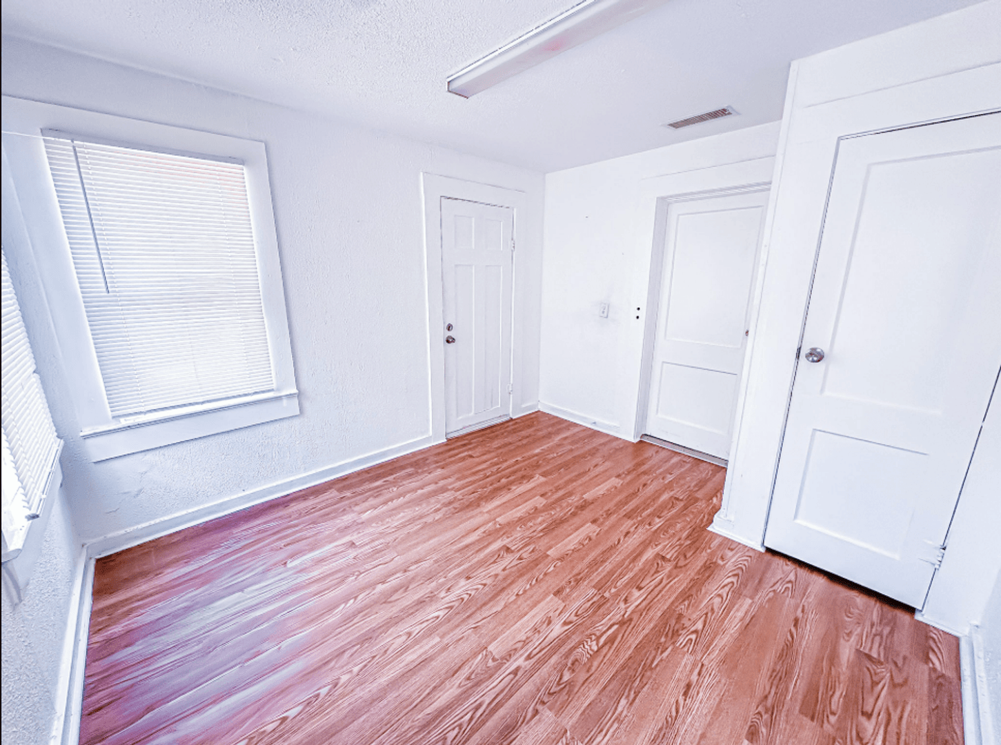 Beaumont Apartment: 690 Avenue E