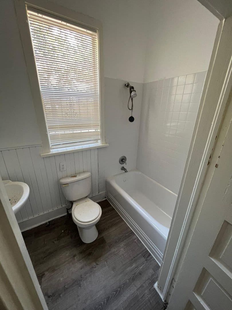 Beaumont Apartment: 4125 Highland Ave
