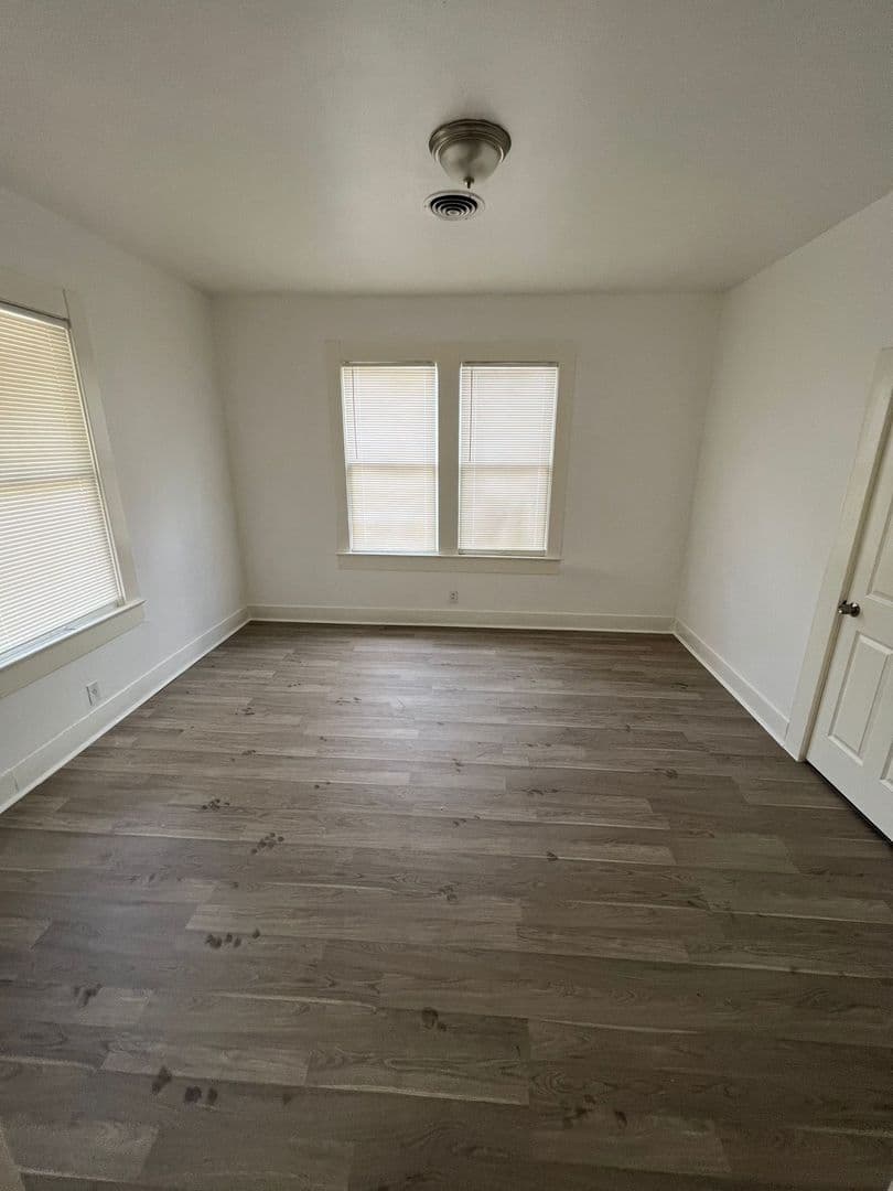 Beaumont Apartment: 2781 Sabine Pass Ave