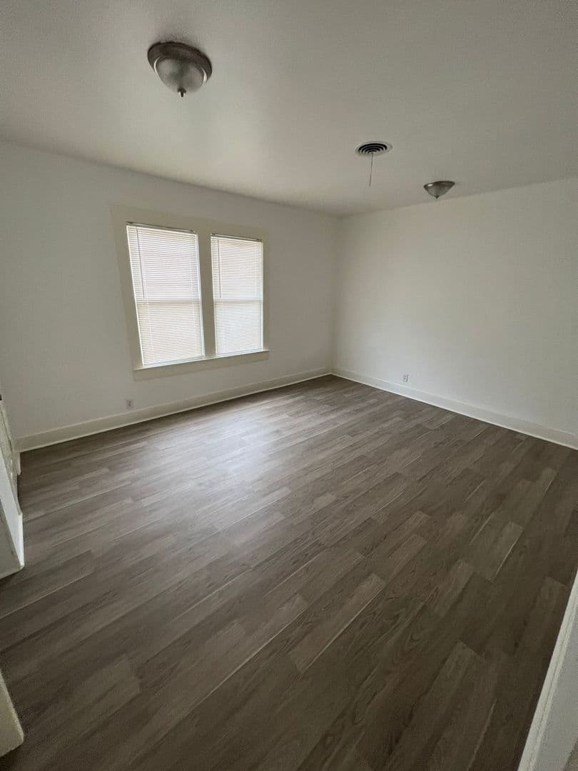 Beaumont Apartment: 2781 Sabine Pass Ave