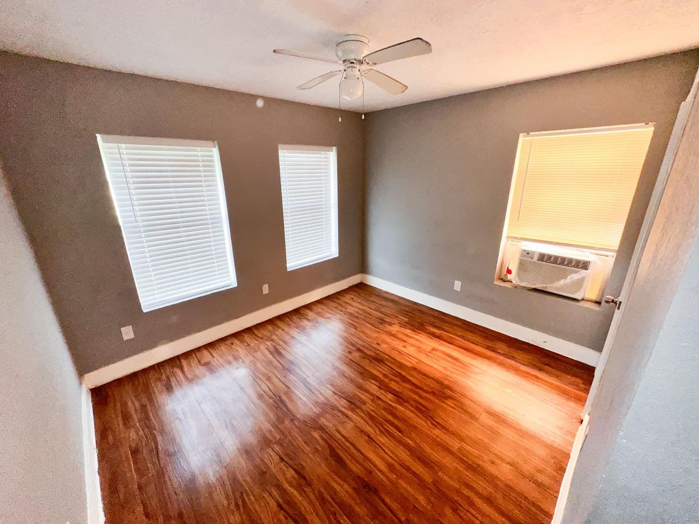 Galveston Apartment: 2711 Avenue K