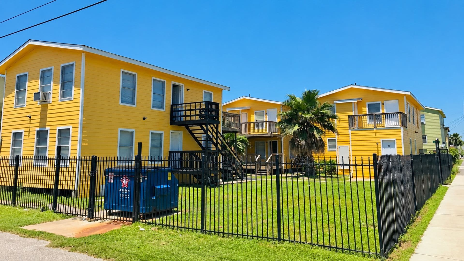 Galveston Apartment: 2711 Avenue K