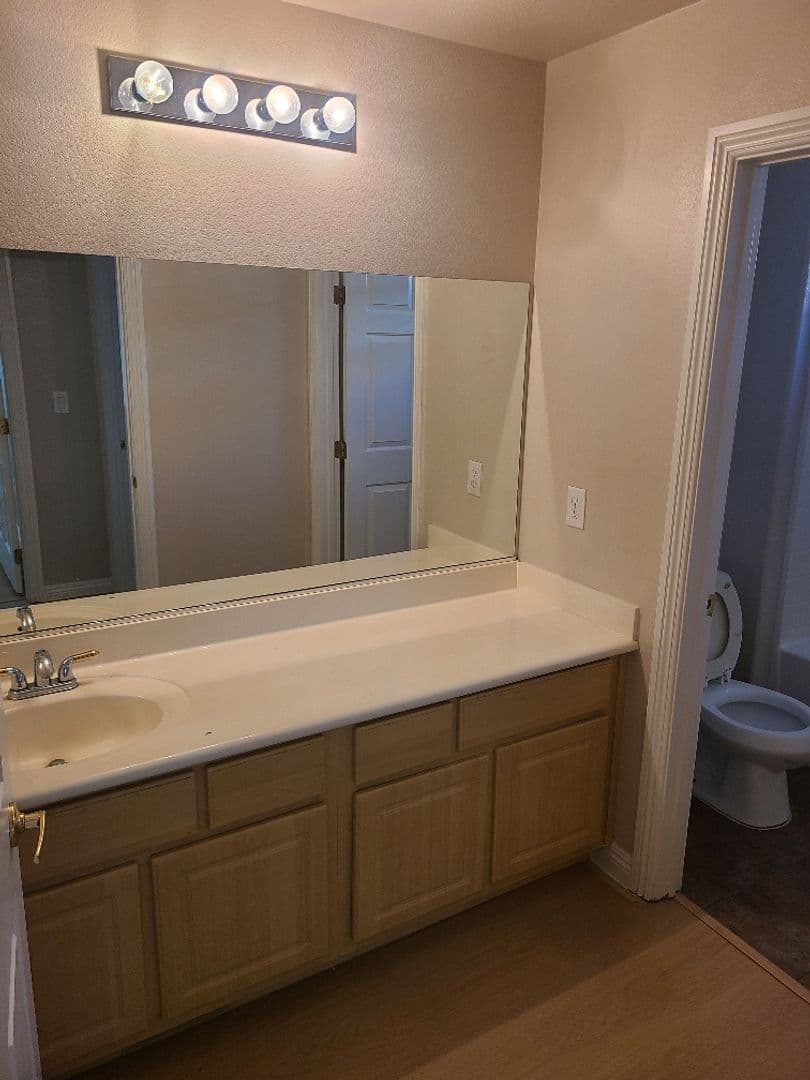 Las Vegas House: 4820 Violet Bay Ct