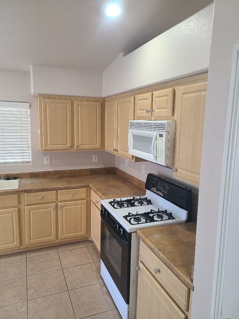 Las Vegas House: 4820 Violet Bay Ct