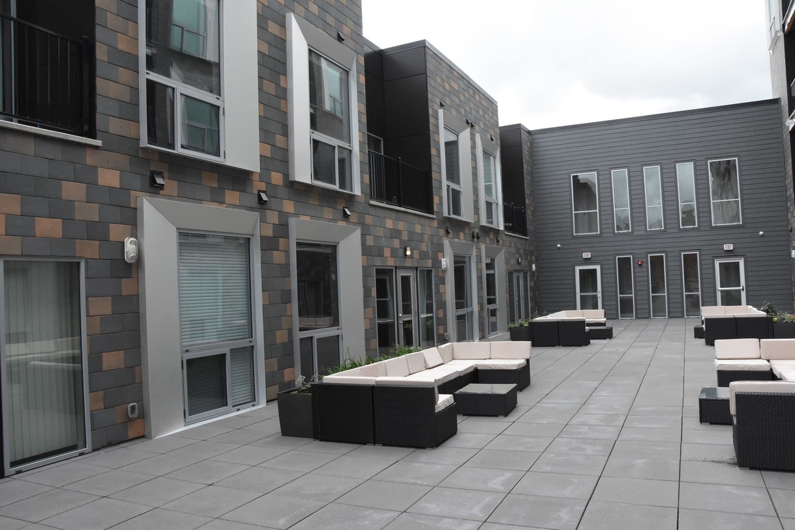 Iowa City Apartment: 20 S Gilbert