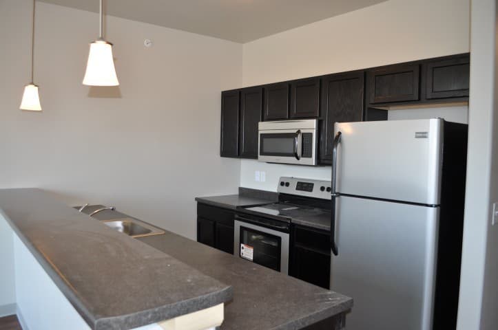 Iowa City Apartment: 525 E Washington