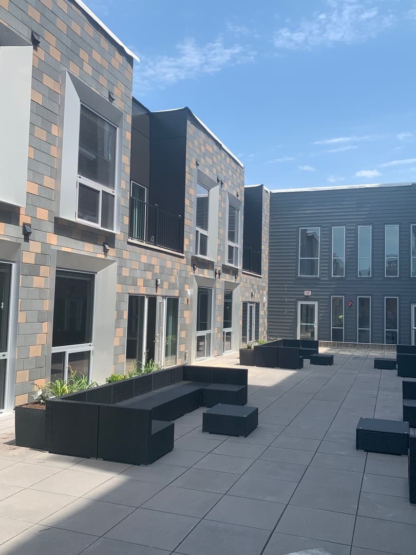 Iowa City Apartment: 20 S Gilbert