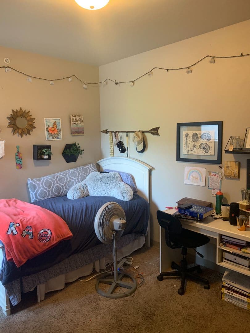 Iowa City Apartment: 525 E Washington