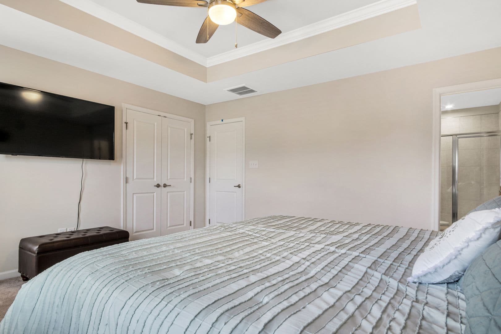 Williamsburg Townhome: 105 Stegg Street