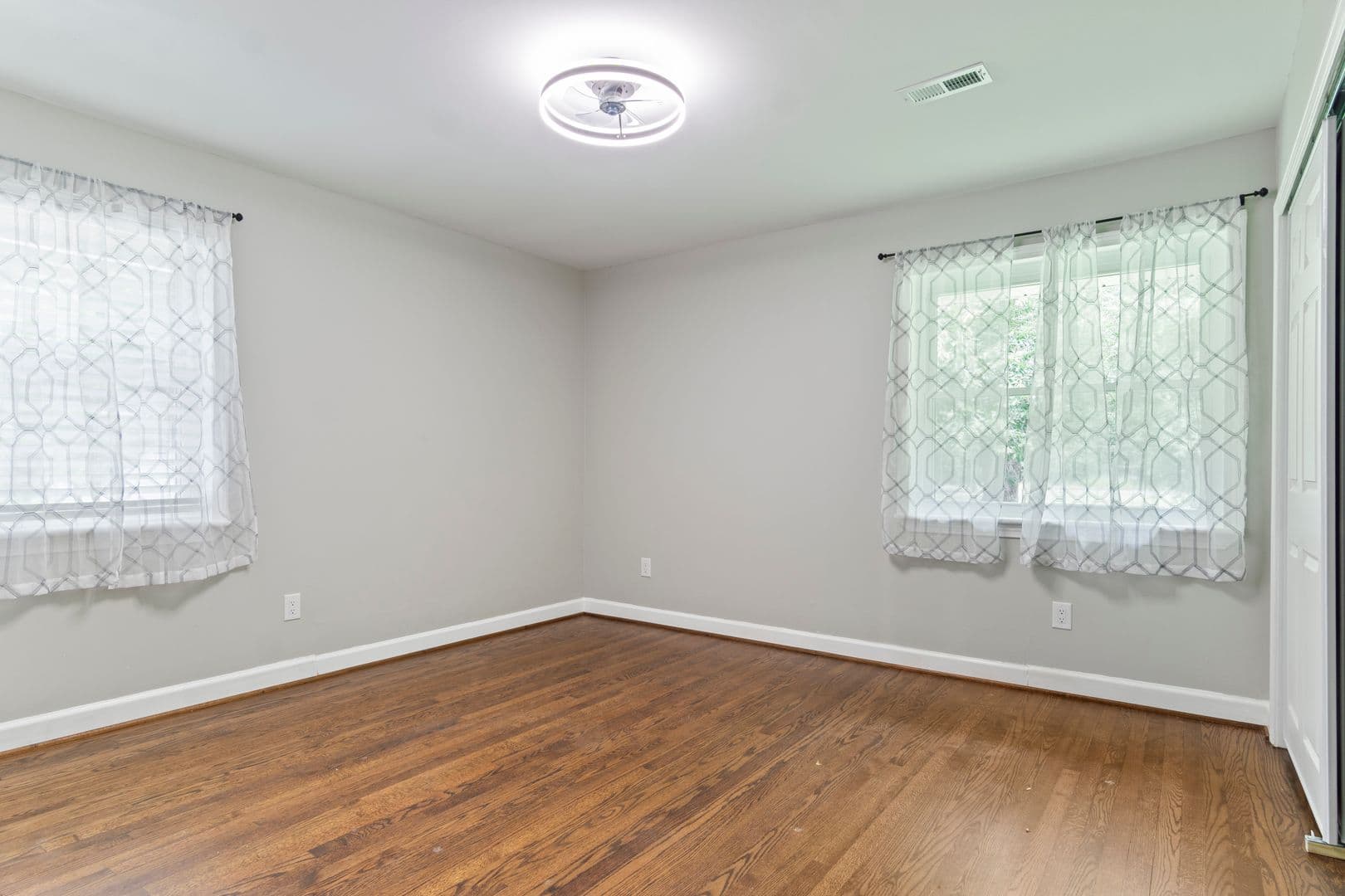 Newport News House: 20 Atkins Lane