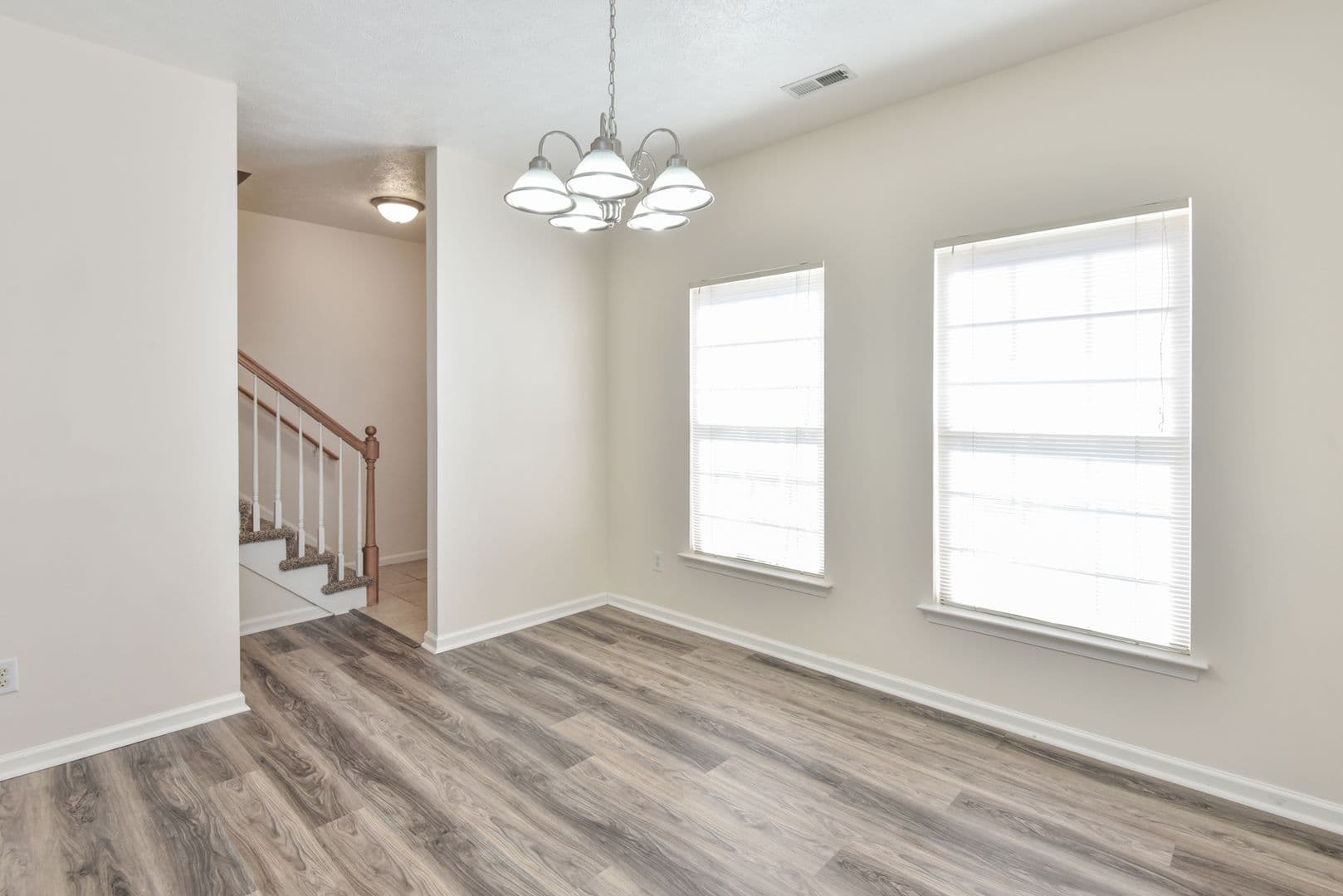 Williamsburg Townhome: 1531 Creek Ct