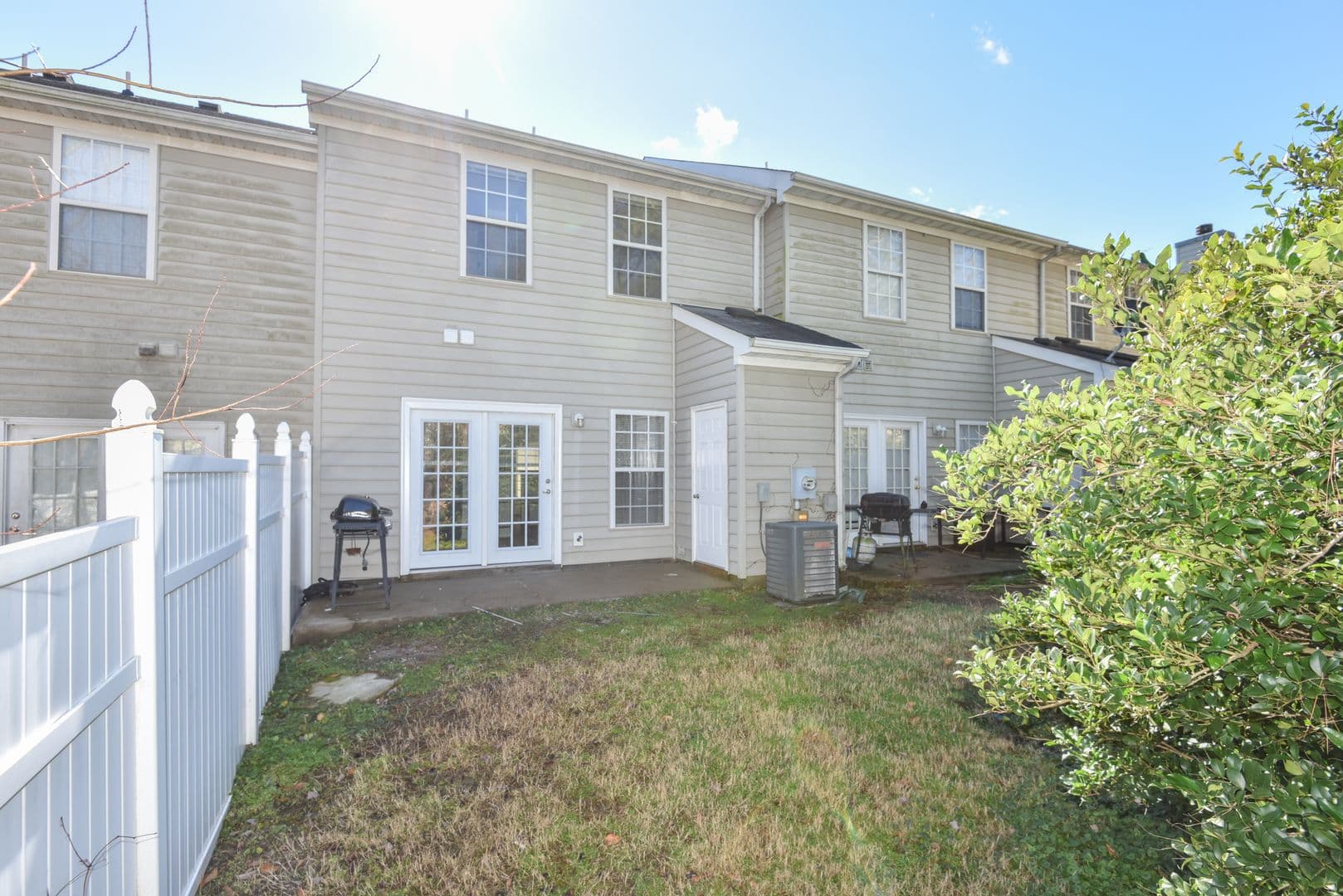 Williamsburg Townhome: 1531 Creek Ct