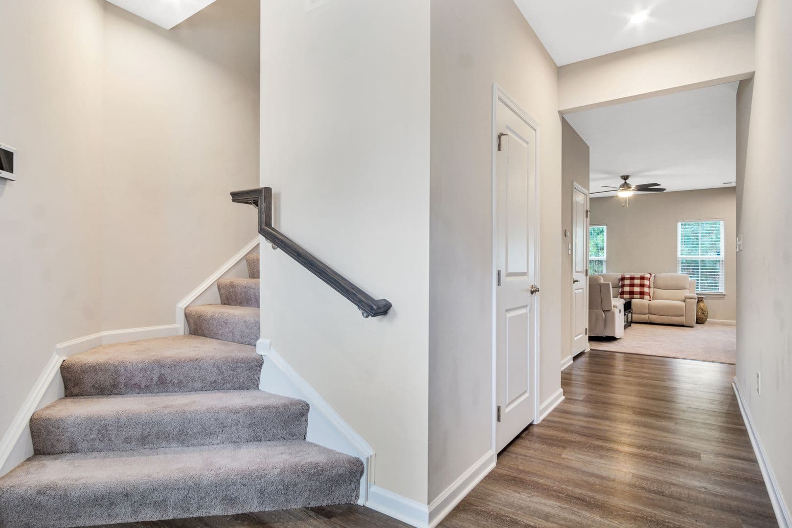 Williamsburg Townhome: 105 Stegg Street