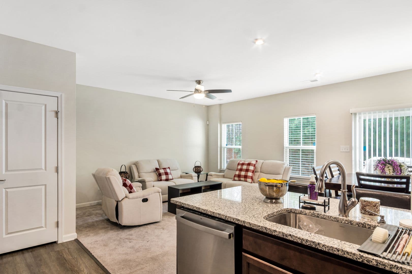 Williamsburg Townhome: 105 Stegg Street