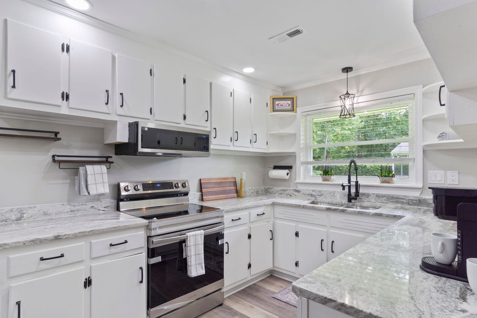 Newport News House: 20 Atkins Lane