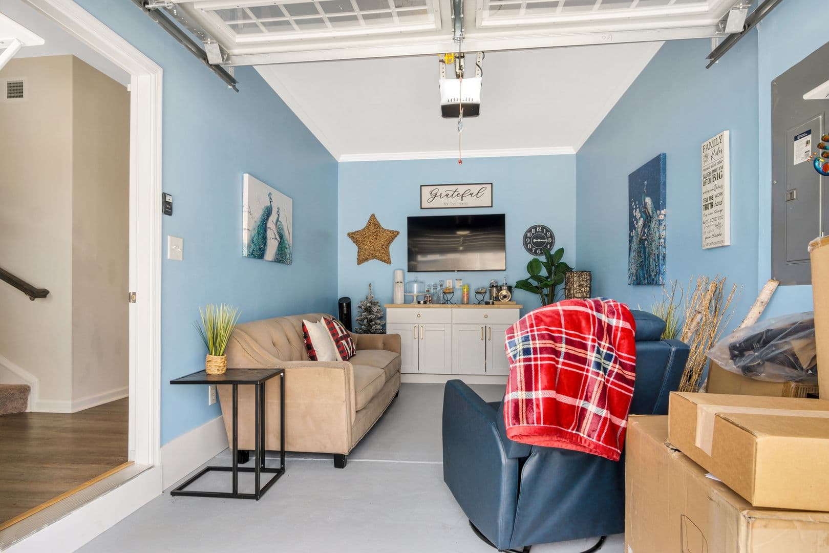 Williamsburg Townhome: 105 Stegg Street