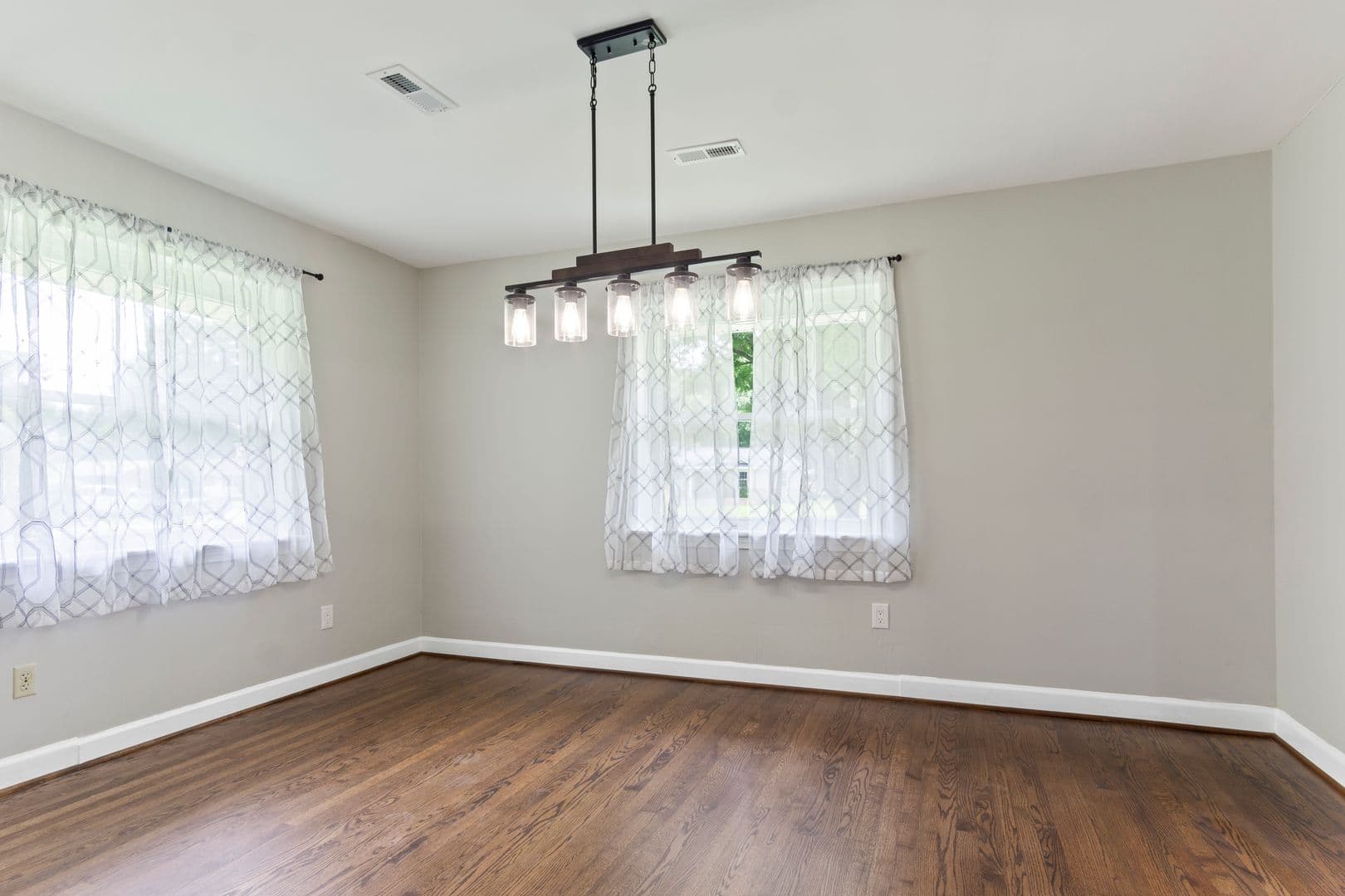 Newport News House: 20 Atkins Lane