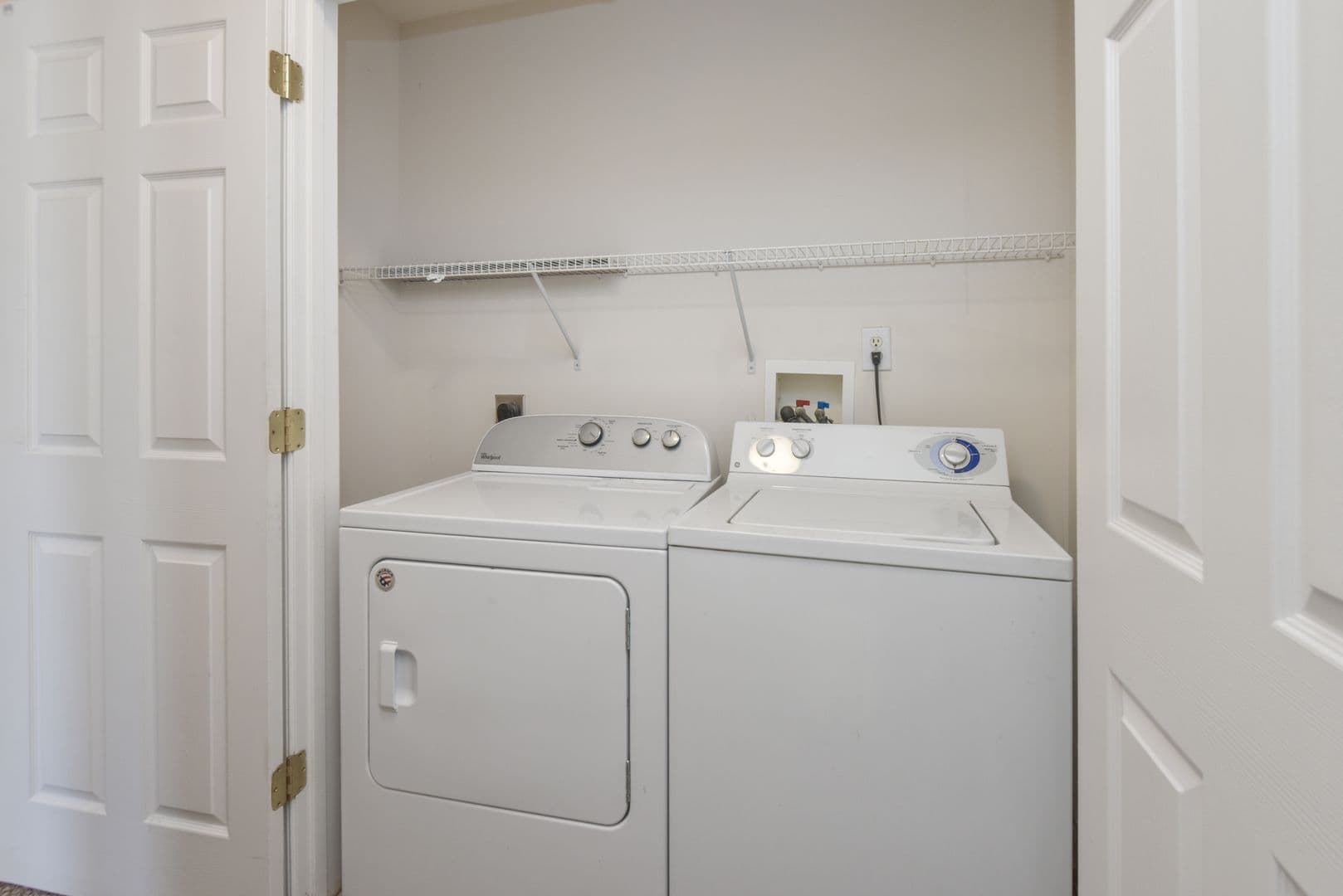 Williamsburg Townhome: 1531 Creek Ct