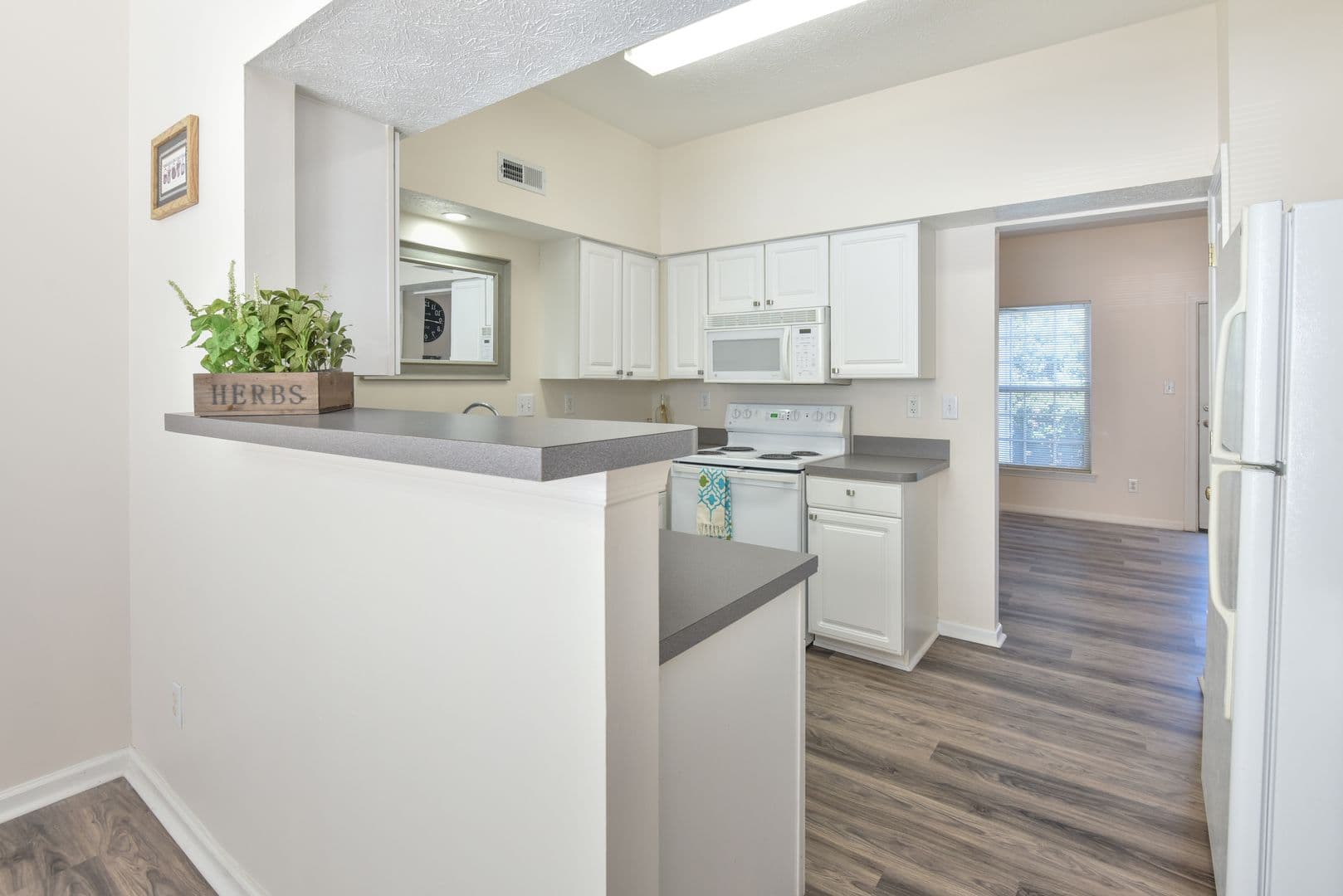 Williamsburg Townhome: 1531 Creek Ct