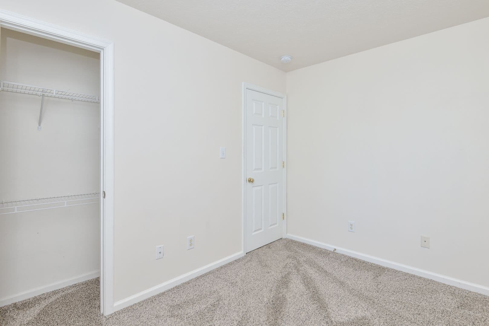 Williamsburg Townhome: 1531 Creek Ct