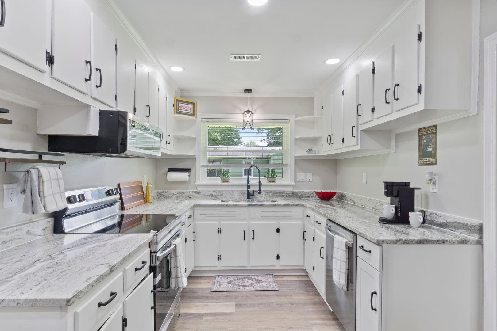 Newport News House: 20 Atkins Lane