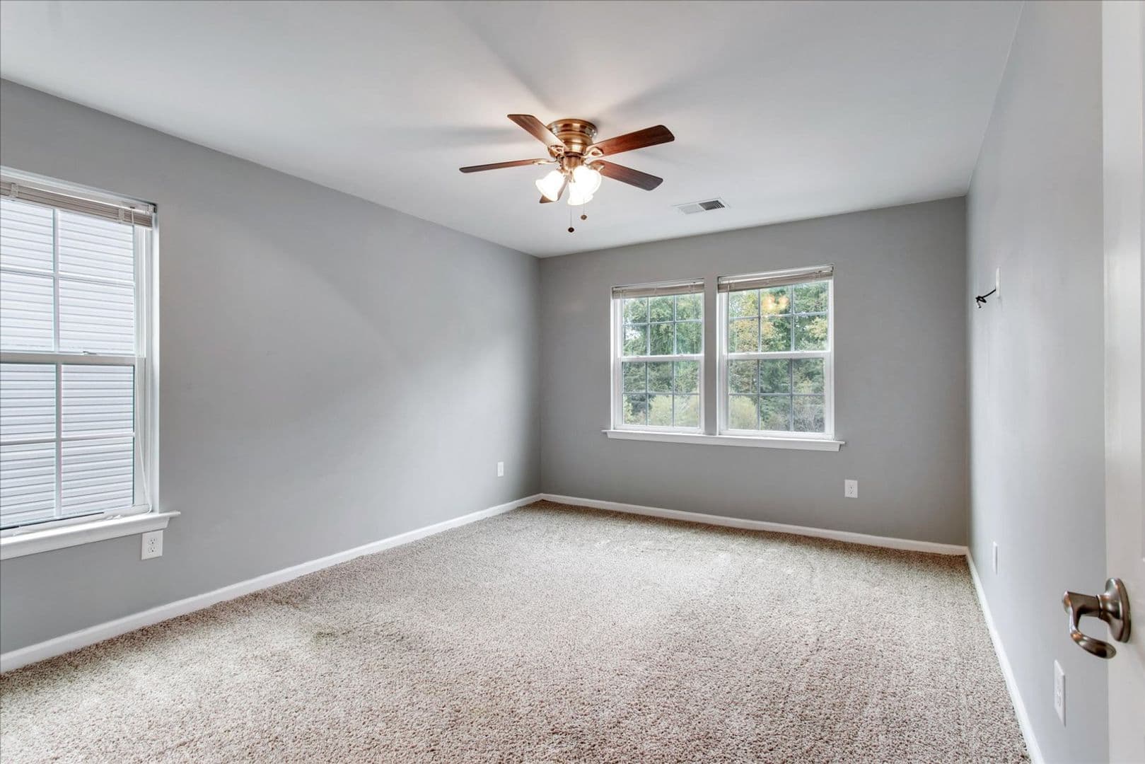 Williamsburg House: 118 Emma Rose Ct
