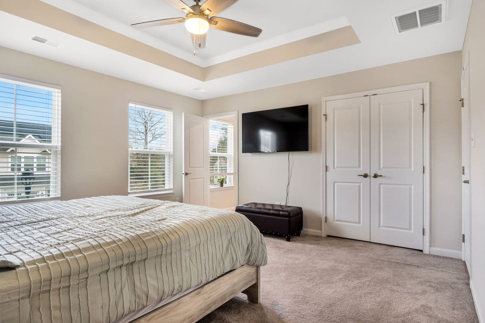 Williamsburg Townhome: 105 Stegg Street