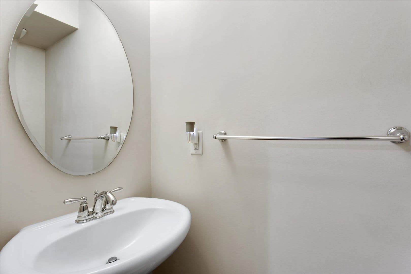 Williamsburg House: 118 Emma Rose Ct