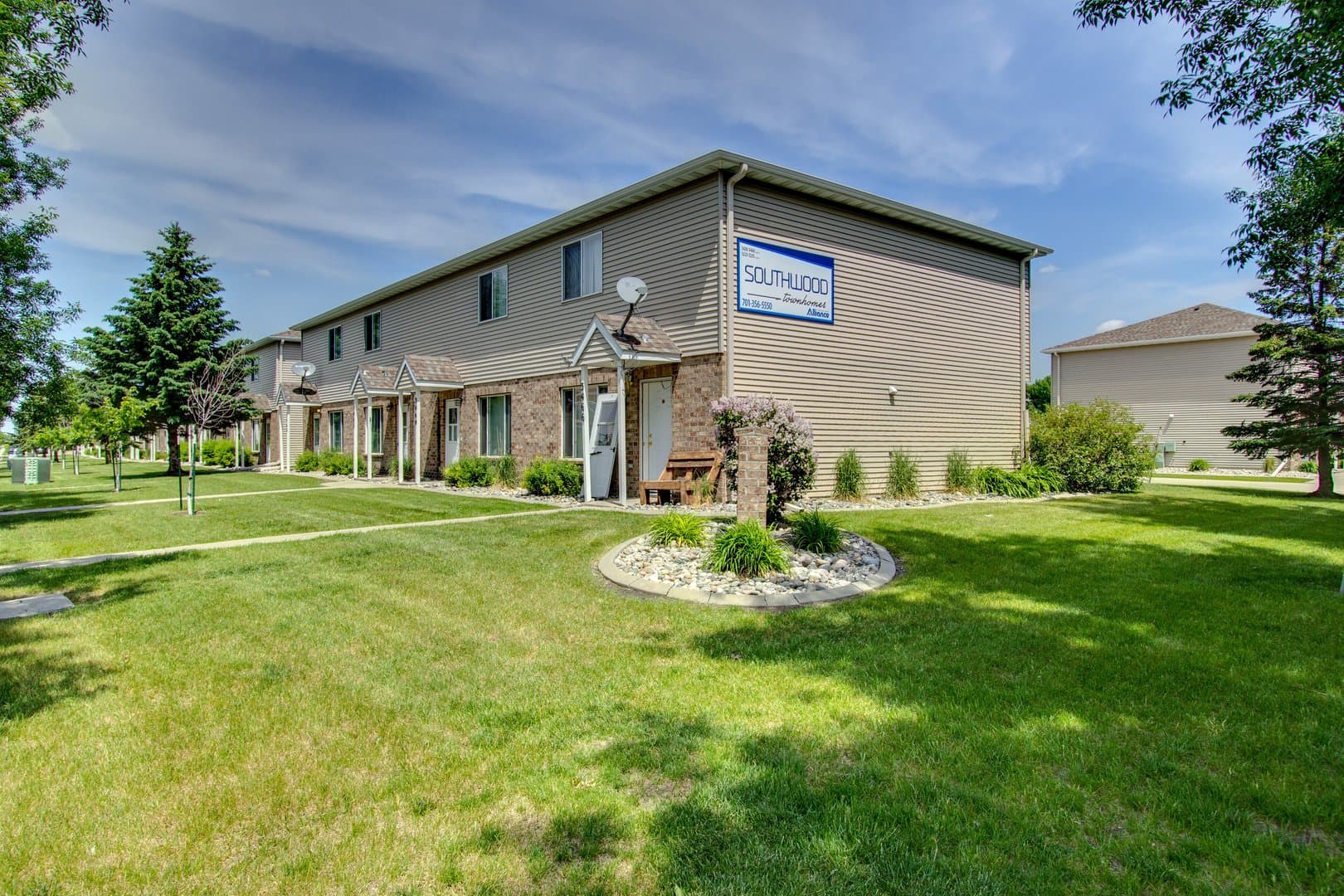 Fargo Apartment: 3225-3235 35th Ave S