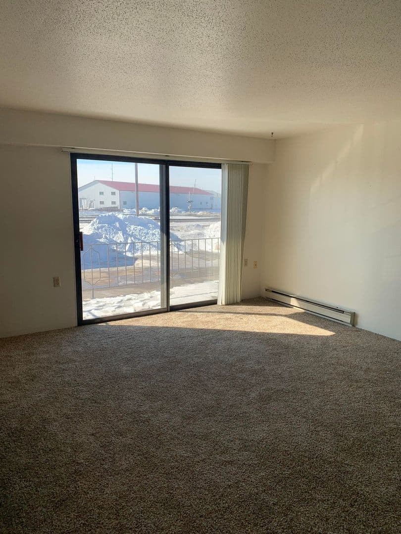 Fargo Apartment: 1502 Dakota Dr N