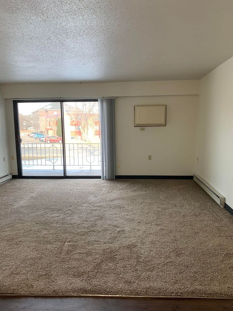 Fargo Apartment: 1502 Dakota Dr N