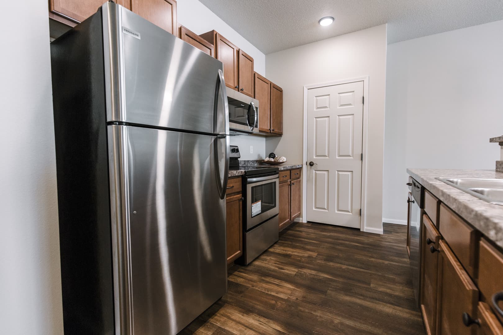 Mandan Apartment: 4201 21st St SE