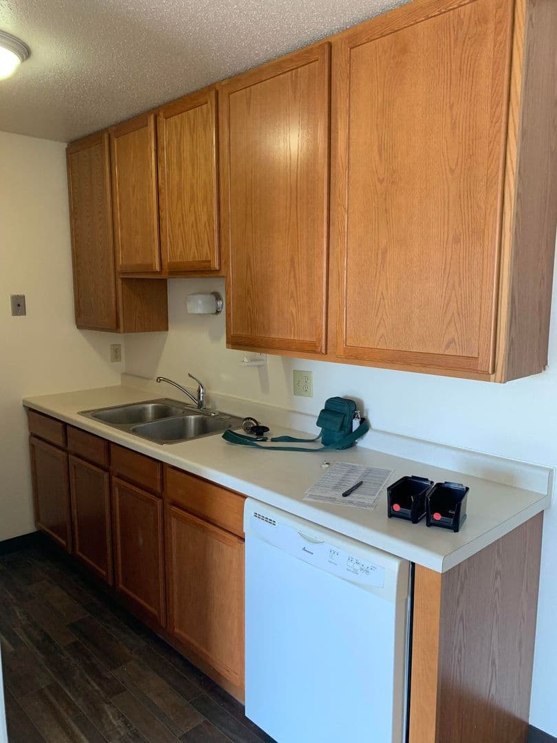 Fargo Apartment: 1502 Dakota Dr N