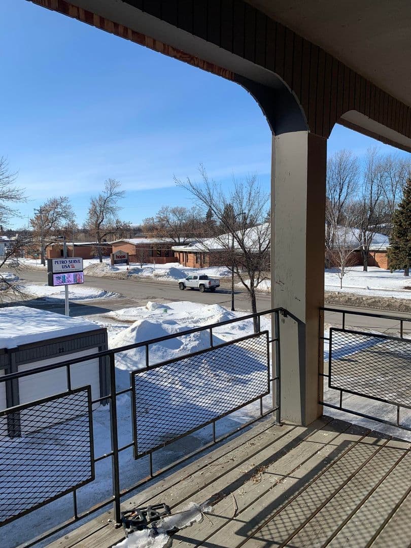 Fargo Apartment: 512-514 30th Ave N