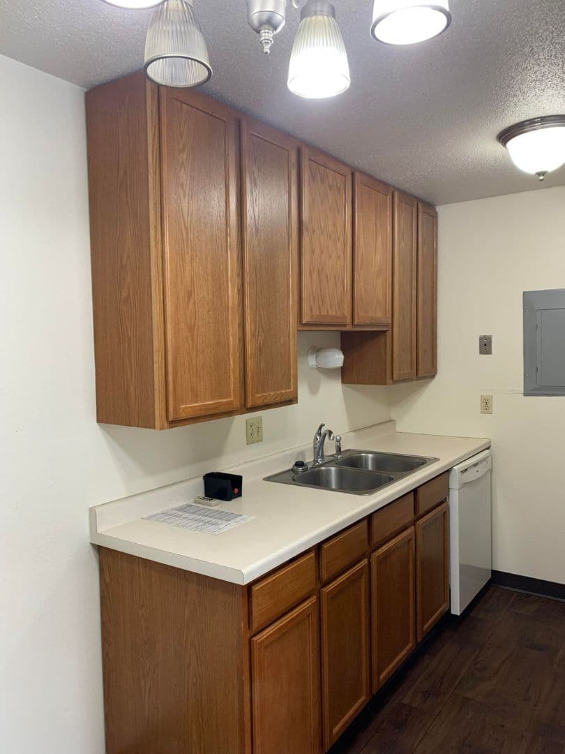 Fargo Apartment: 1502 Dakota Dr N