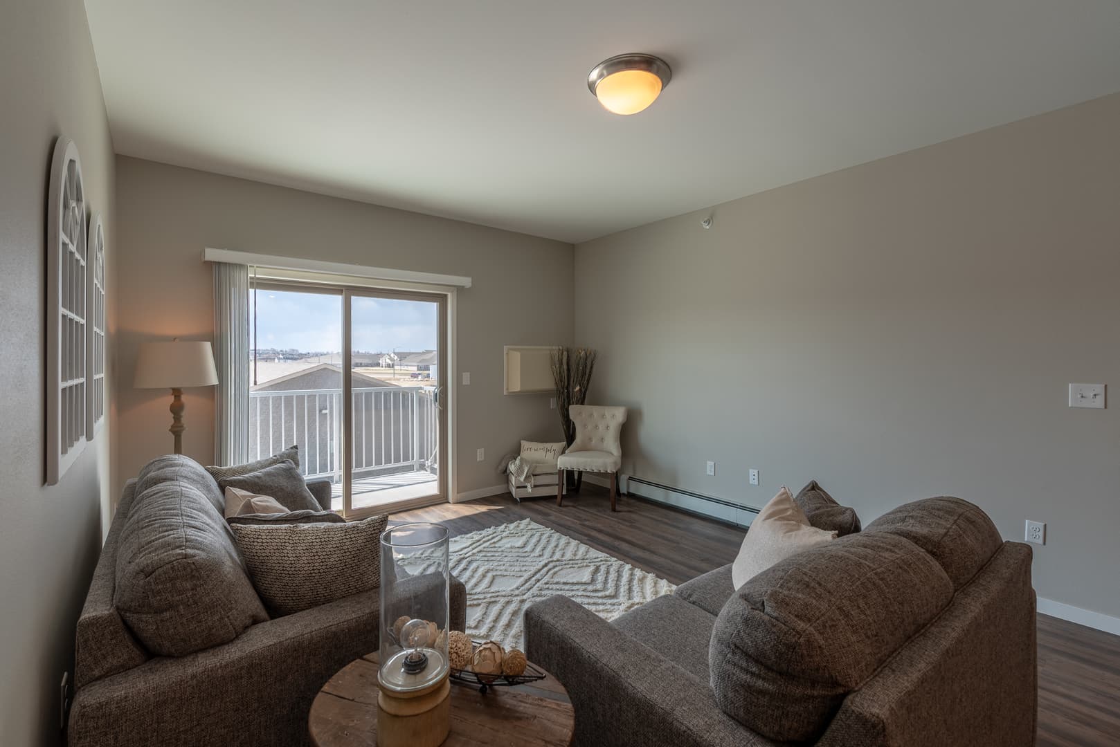 Mandan Apartment: 3601 21st St SE