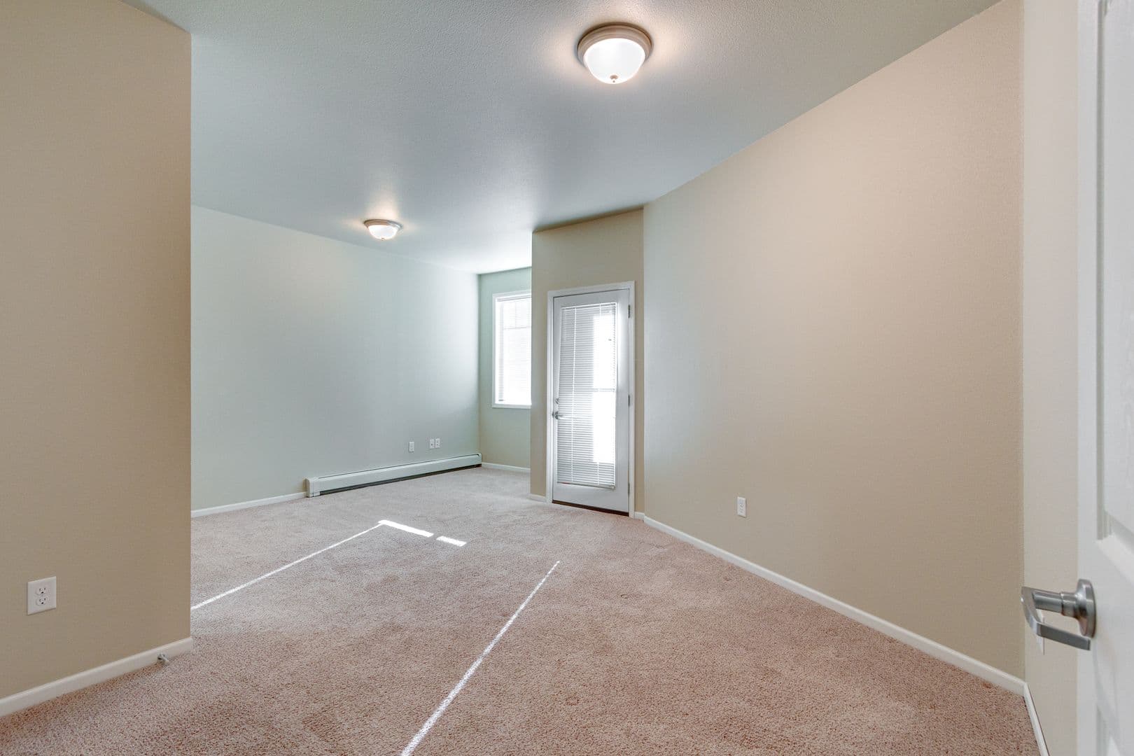 Fargo Apartment: 5301 27th St S
